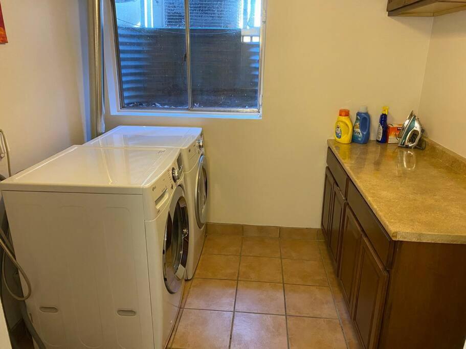 Wasatch Front Home With Pool Close To Everything! เมอร์เรย์ ภายนอก รูปภาพ